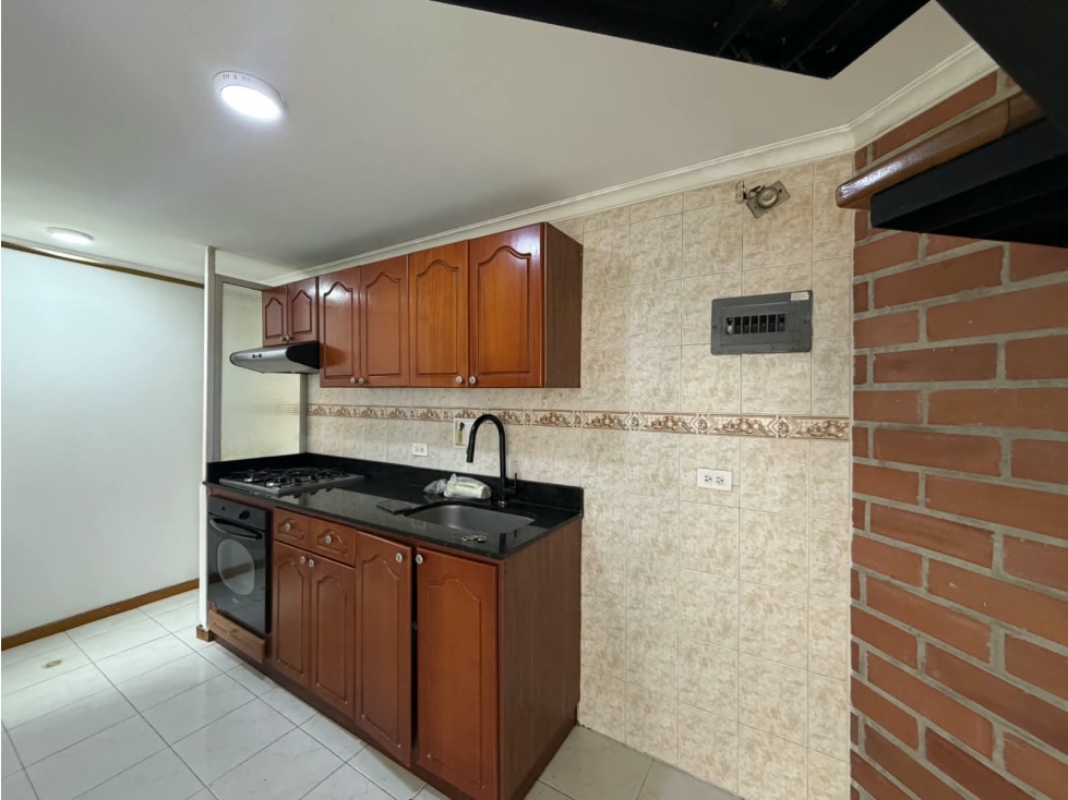 VENTA DE APARTAMENTO DUPLEX LOMA DEL INDIO MEDELLIN — foto 5