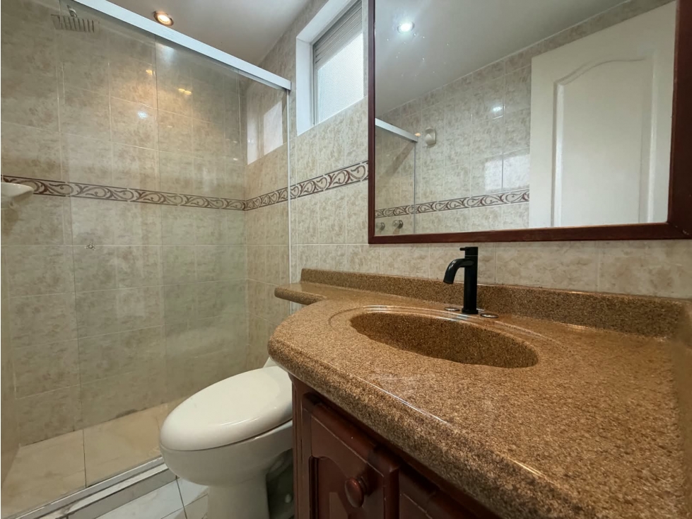 VENTA DE APARTAMENTO DUPLEX LOMA DEL INDIO MEDELLIN — foto 6