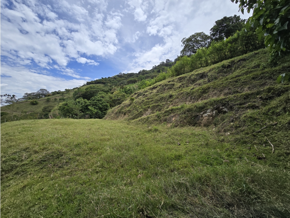 VENTA DE LOTE VEREDA LA MATICA PARTE BAJA GIRARDOTA ANTIOQUIA — foto 4