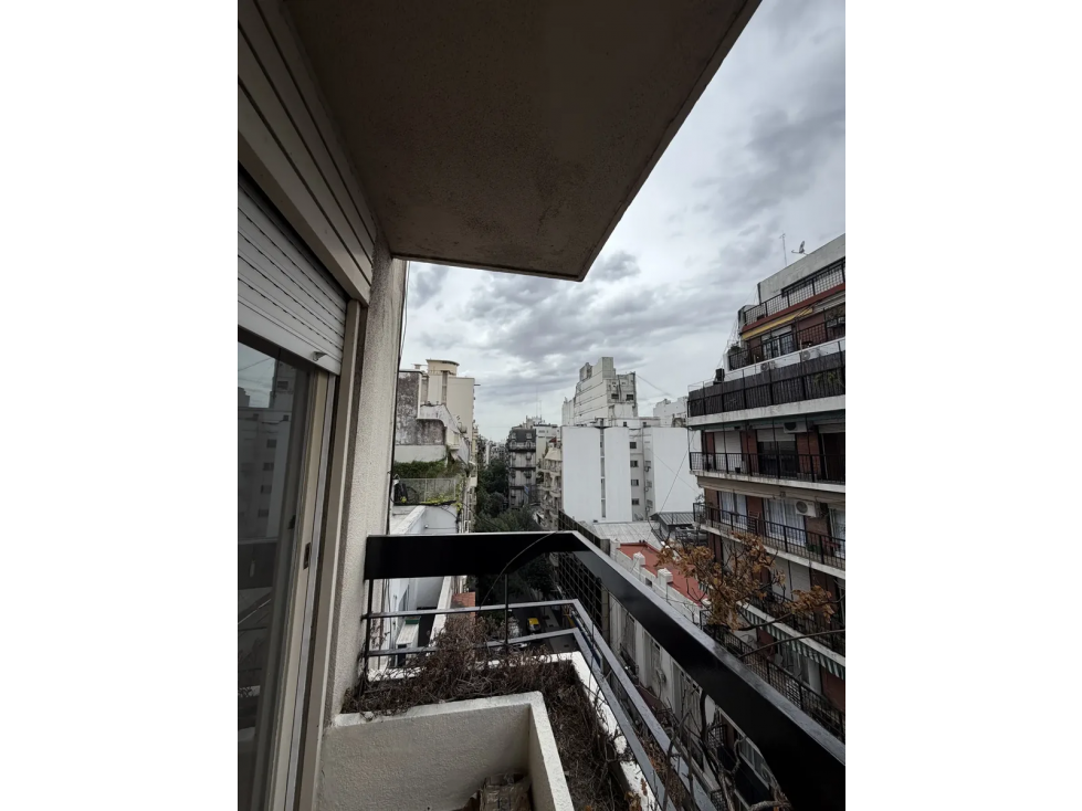 Departamento en Recoleta 3 ambientes con dependencias Refaccionado - 3