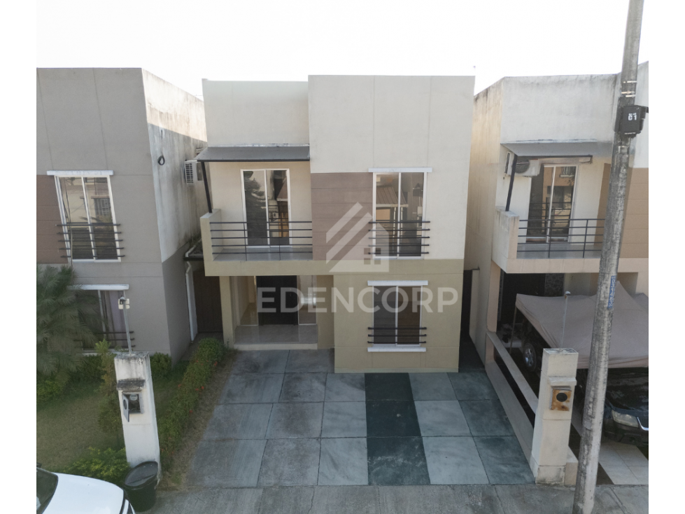 Venta de Casa en Urb. Gran Vittoria Etapa Violetta PP-0293