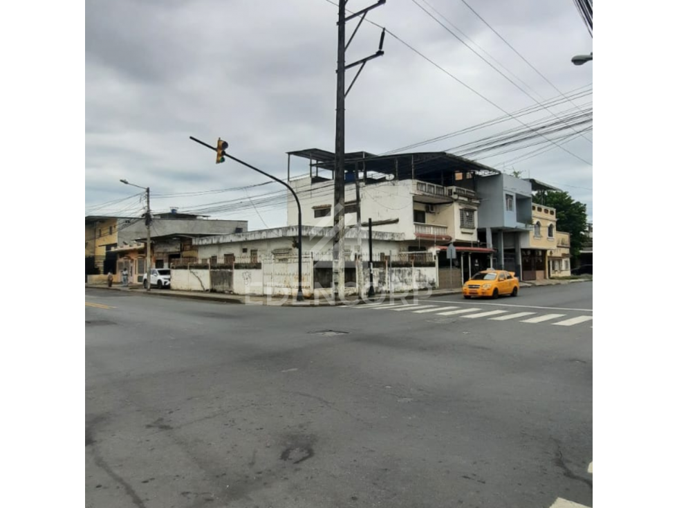 Venta de Casa en Letamendi y Lizardo García esquina PP-0400 — foto 4