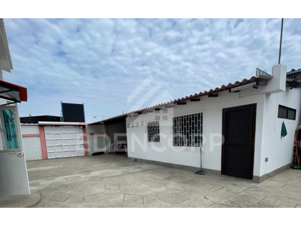 Casa esquinera en San Lorenzo, Salinas — foto 2
