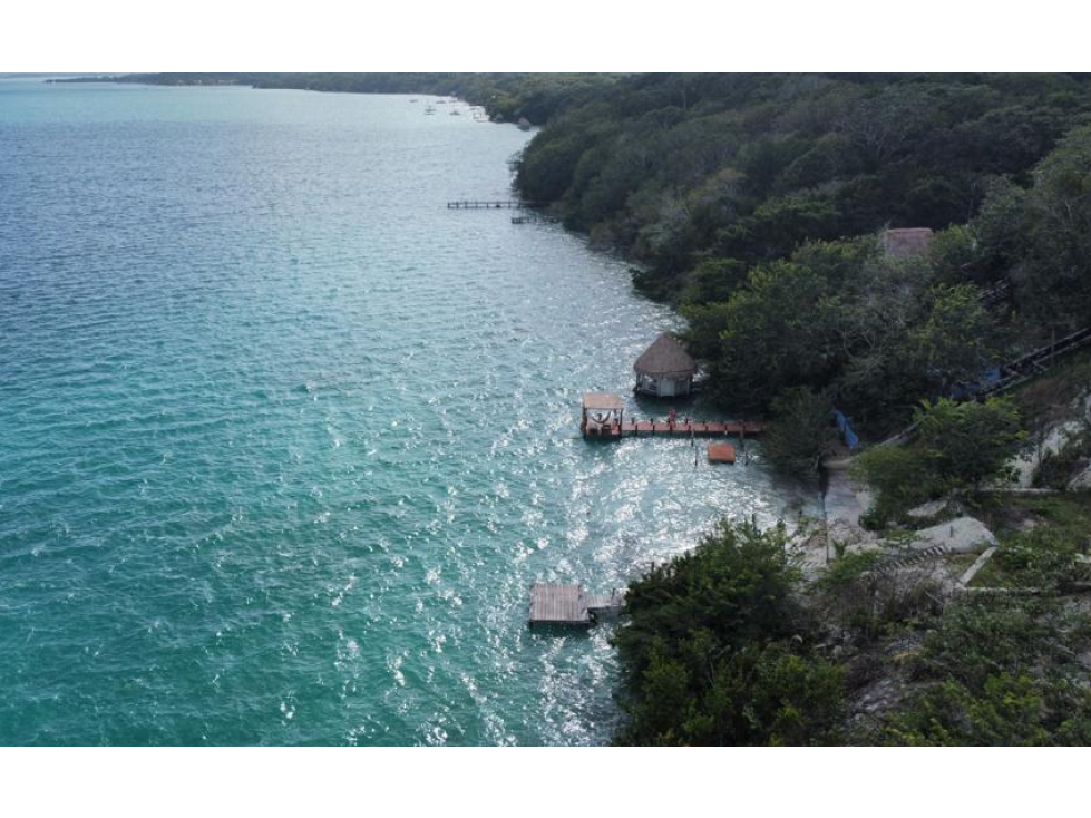 Venta Terreno Bacalar a 50 mts de la laguna - 1