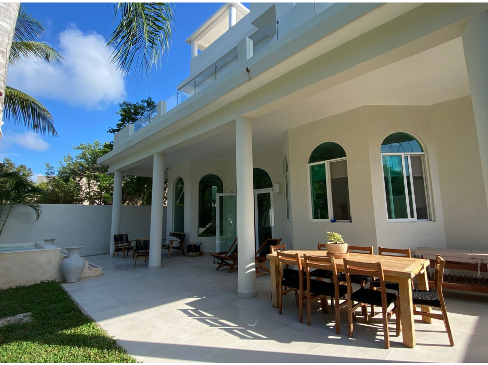 Casa en Venta de 5 recamaras Frente al canal en Puerto Aventuras - 6