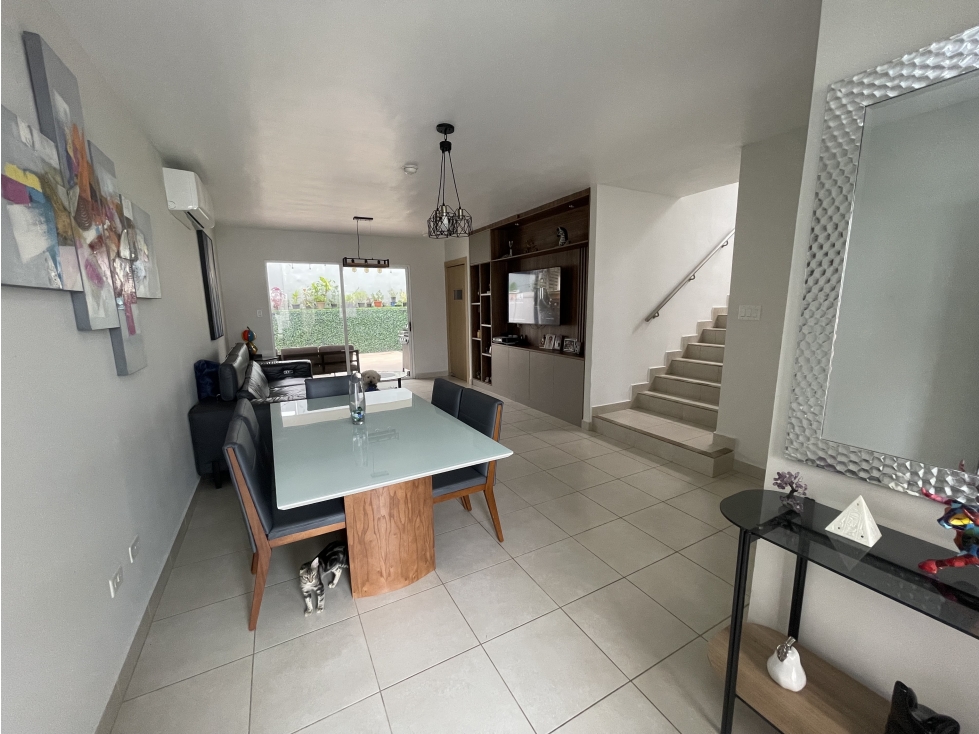 Venta de casa en Brisas del Golf Paseo del Norte, PH Aventura — foto 3
