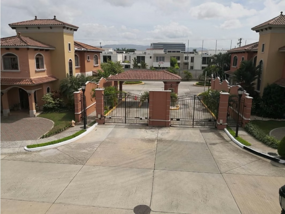 VENTA CASA COSTA SUR