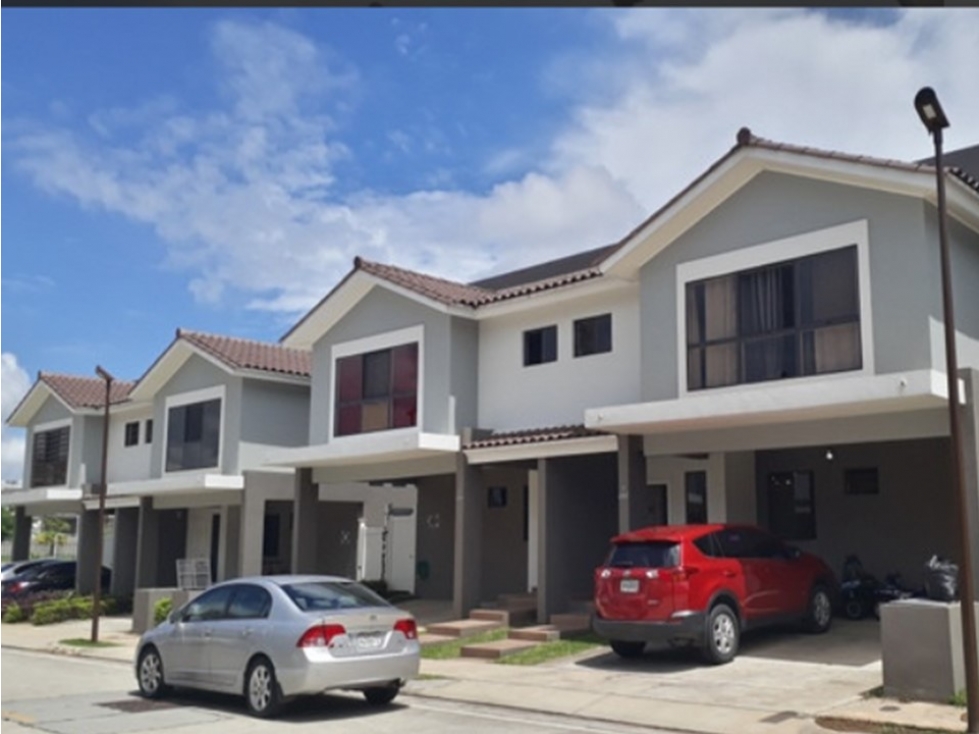 Venta de casa en Brisas del Golf Paseo del Norte, PH Aventura — foto 2