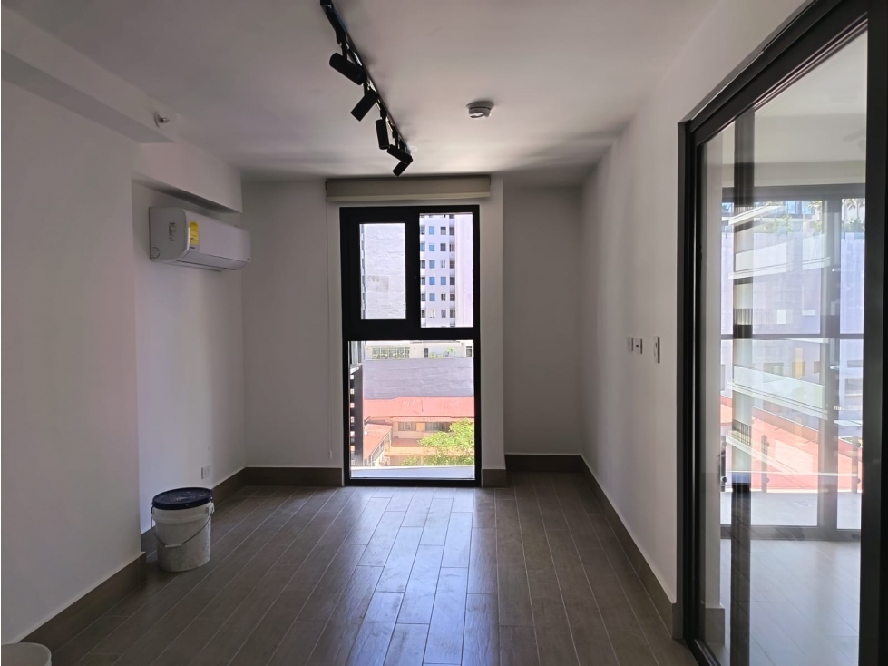 ALQUILER DE APARTAMENTO EN BELLAVISTA, AV. BALBOA, PH ARMONIA — foto 2