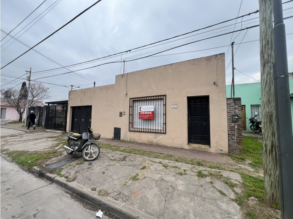 Casa en Luján - Barrio El Quinto