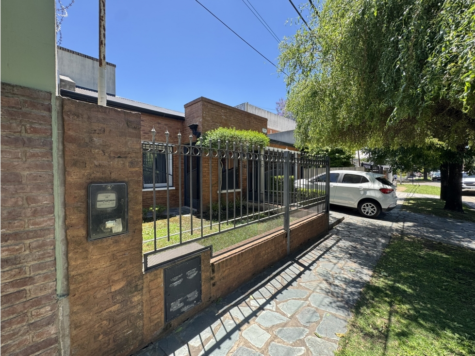 Casa céntrica sobre Dr. Muñiz 1290 — foto 2