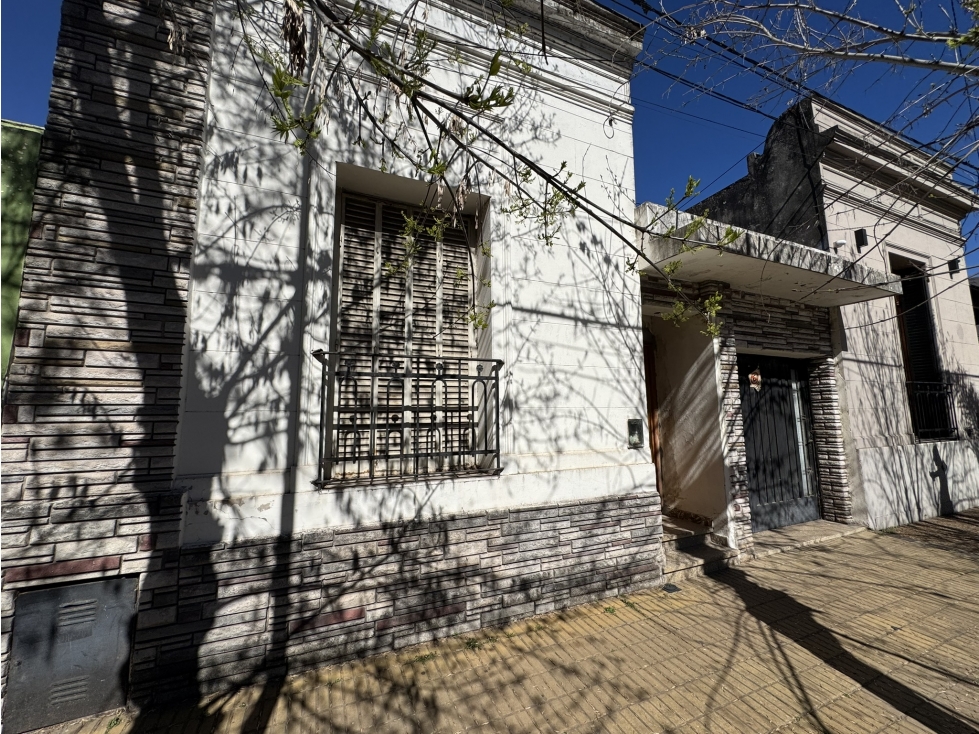 Casa céntrica en Luján a Reciclar — foto 2
