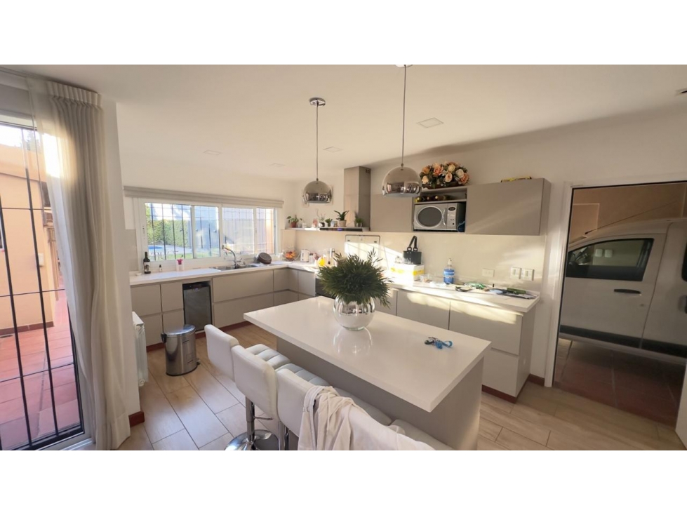 Casa céntrica en Luján - Sarmiento al 600 - 4
