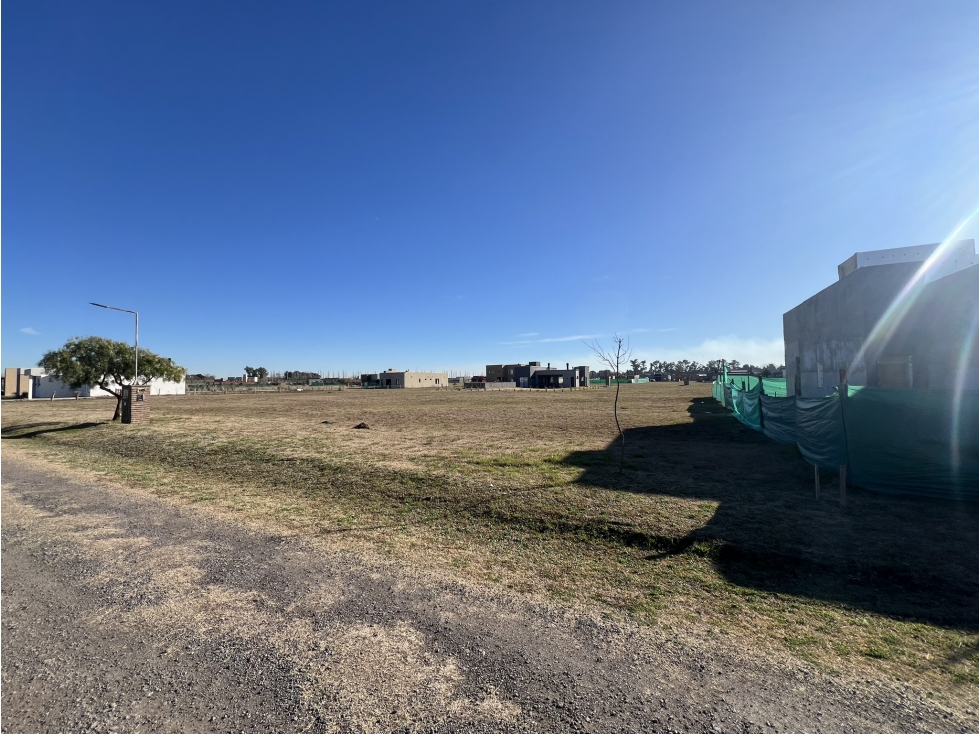 Lote central en Los Juncos - 6