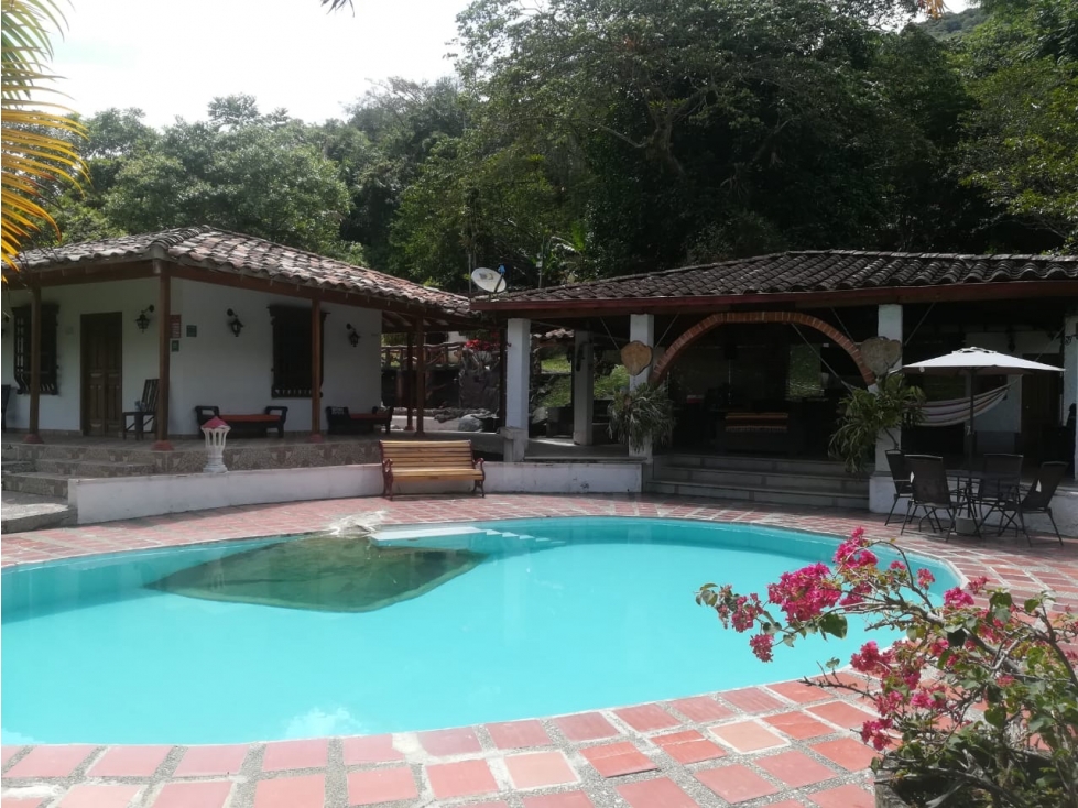 Alquiler de Finca Por Noches Sector Barbosa B17 - 1