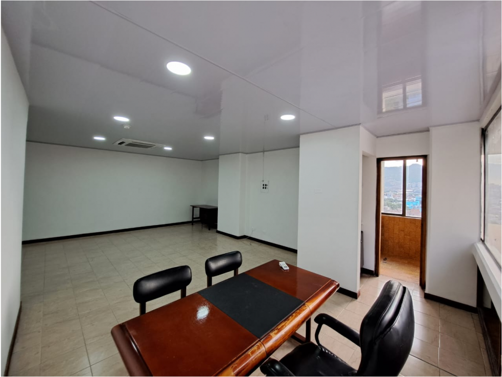 Venta de Oficina Sector Avenida El Poblado — foto 2