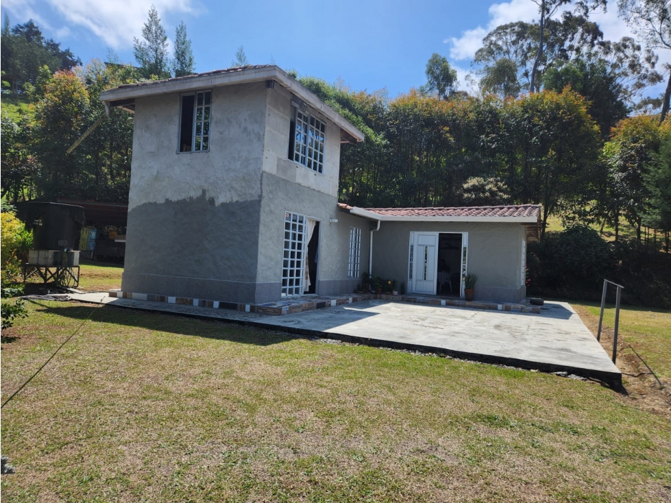 Finca 5.402m² La Ceja Las Lomitas | Vencambio, Sótano y Agua Cornare