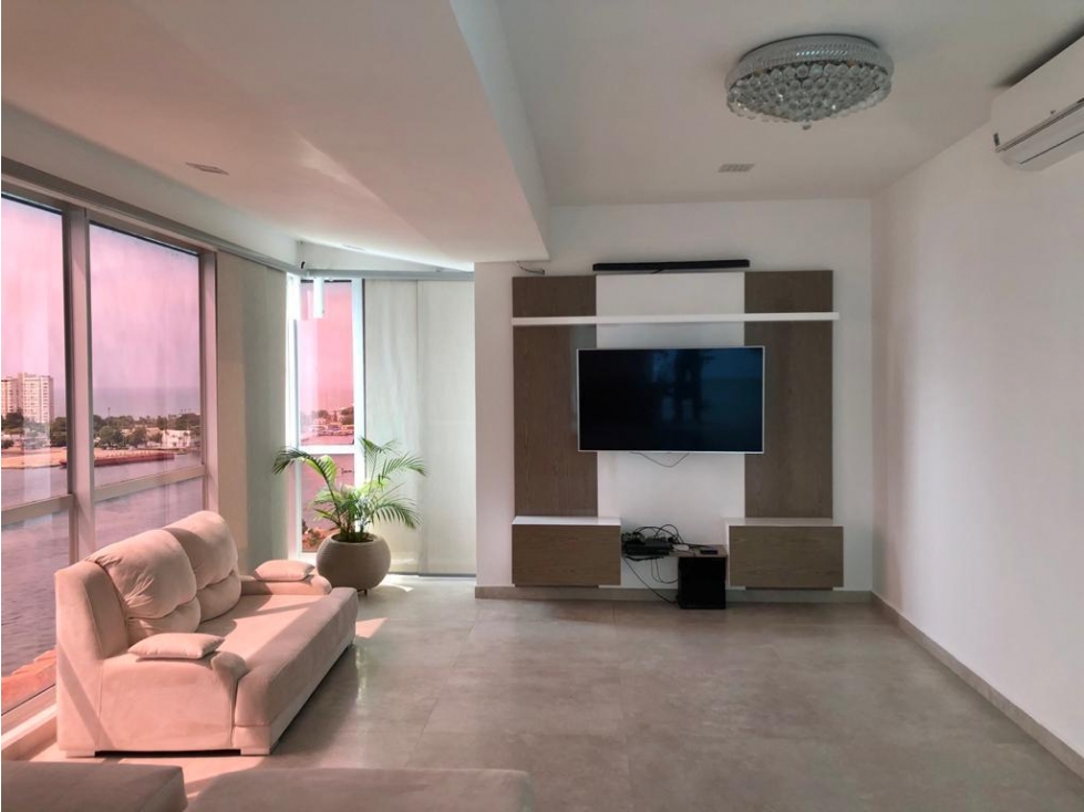 Vencambio Pent-house de 3 Niveles Sector Manga Cartagena — foto 2
