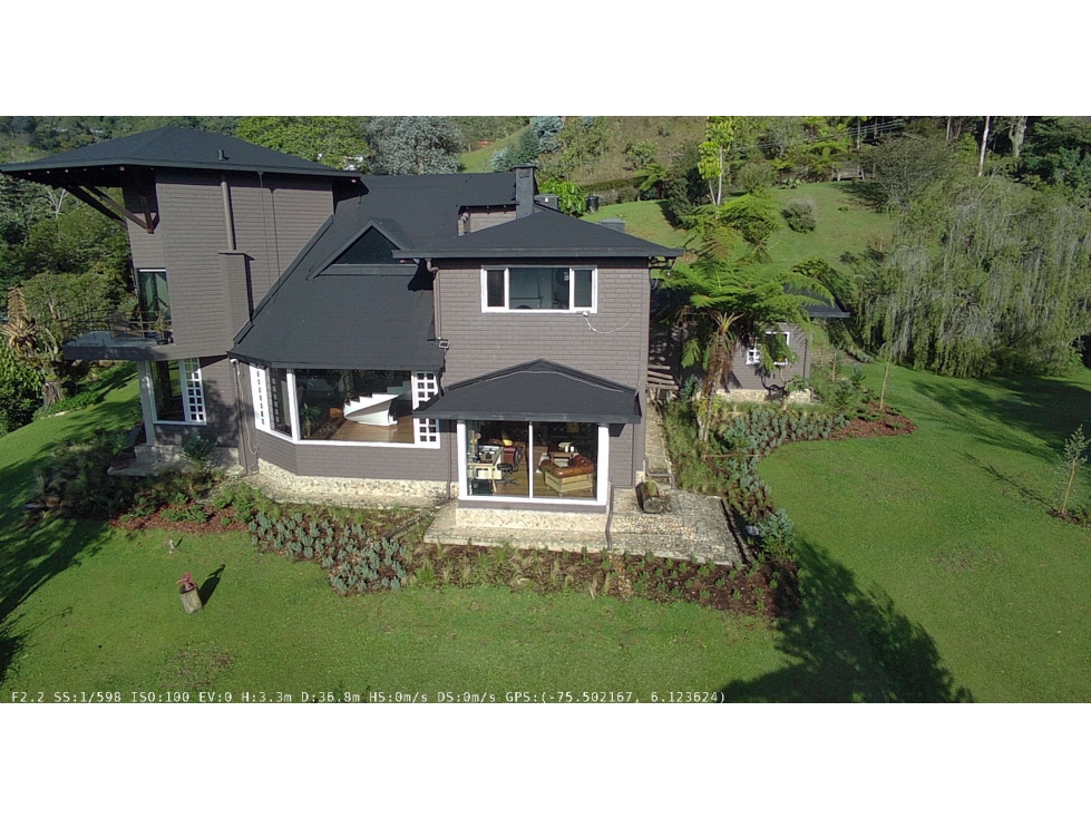 Finca 22.262m² La Fe | Cascada, Casa 397m², Cabaña y Parcelación