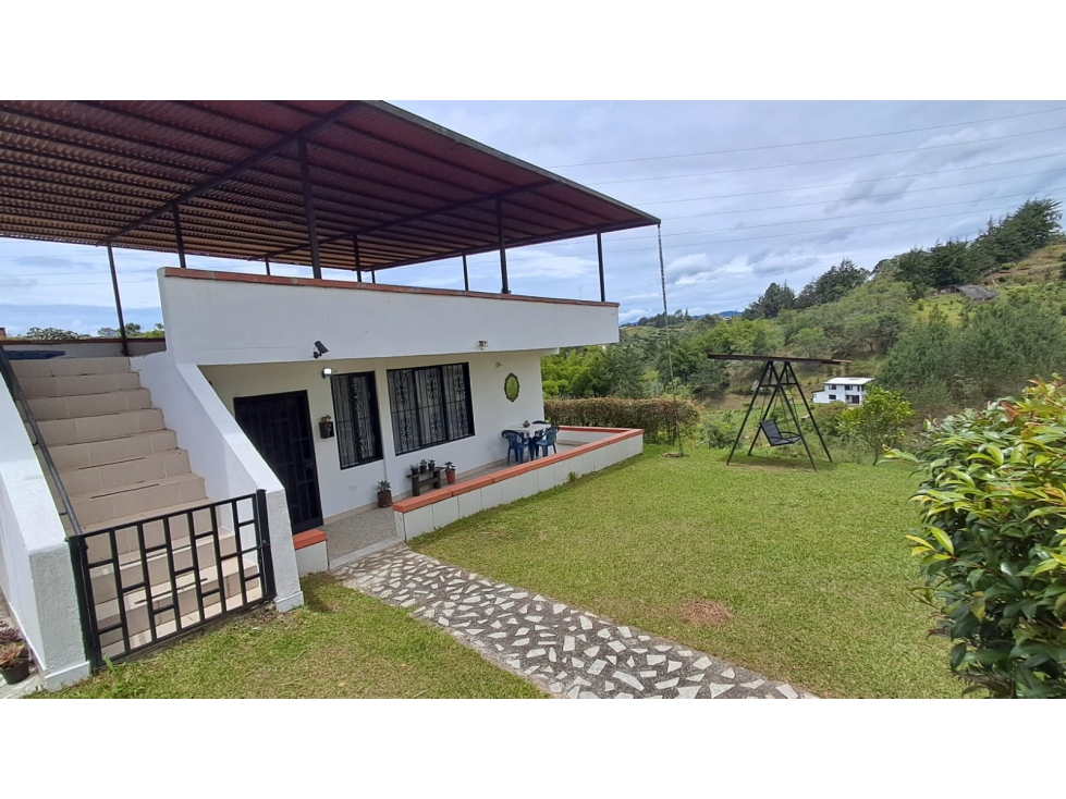 Finca 3.300m² en Marinilla La Esperanza | Con Acceso a Quebrada