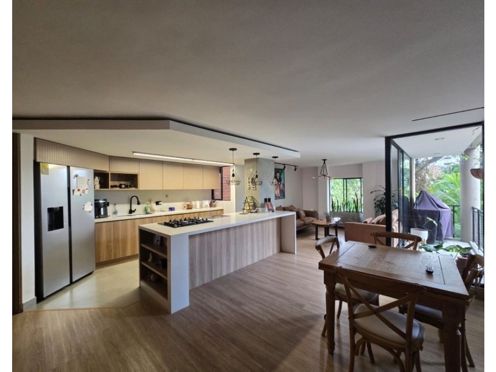 Apto 127m² en El Escobero | Reformado a Cero, Vista y Tipo Club