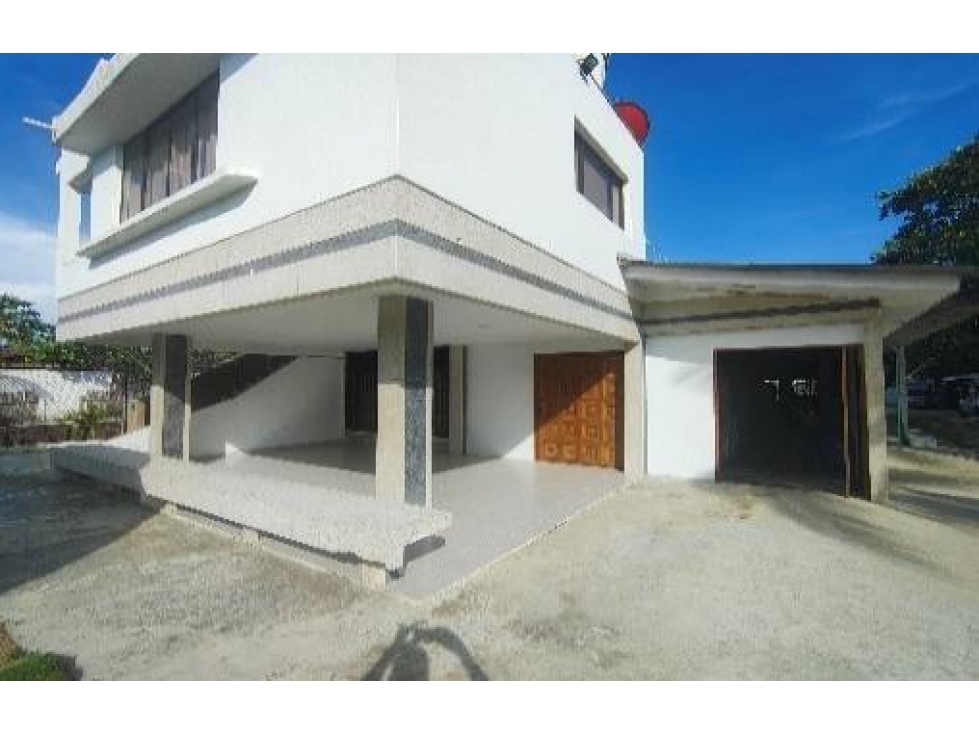 Hotel 7.412m² en Coveñas Frente al Mar | 20 Hab, Cabañas y Permuta - 1