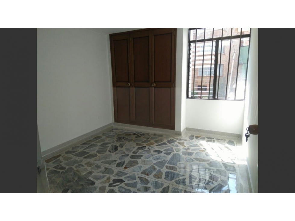 Venta de Apartamento Sector Simón Bolívar — foto 5
