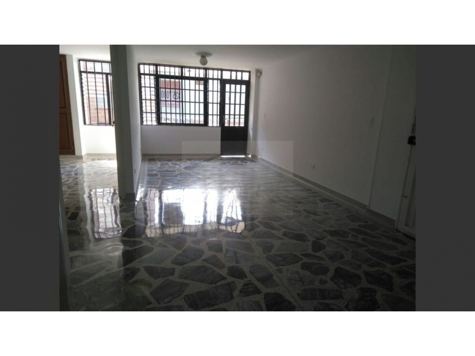 Venta de Apartamento Sector Simón Bolívar — foto 4
