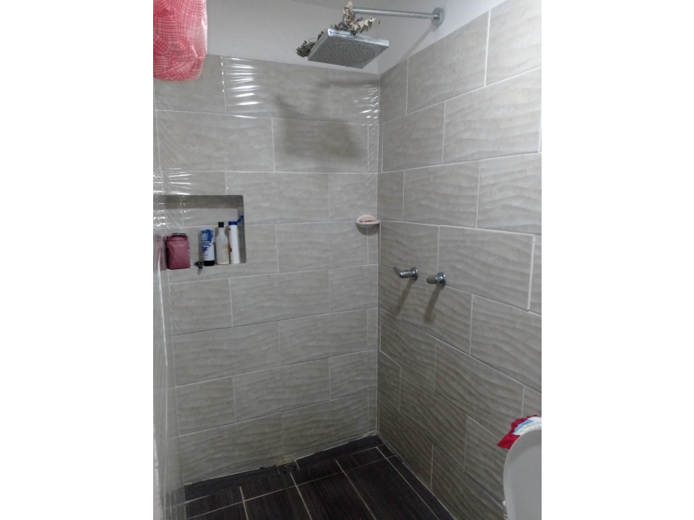 Venta de Casa Sector Barrio la Esperanza Robledo P1 — foto 3