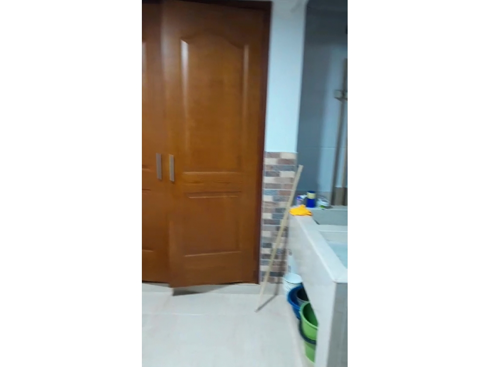 Venta y/o Alquiler de Casa Unifamiliar Sector La Castellana Laureles — foto 5