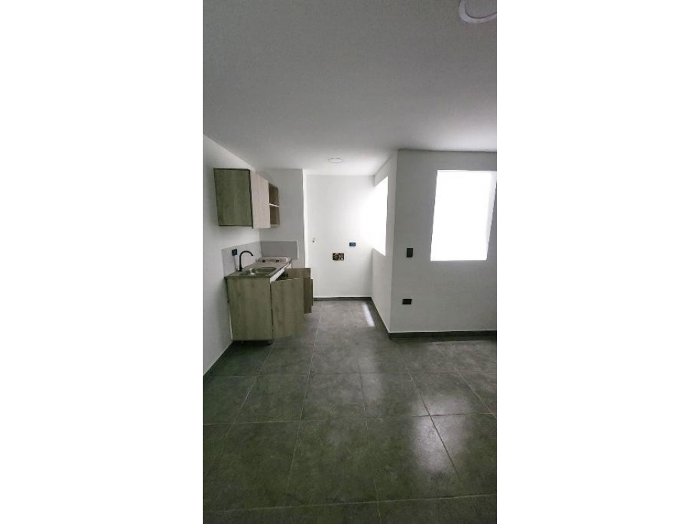 Edificio Hostal en Envigado | 30 Apartasuites y Licencia Comercial - 3