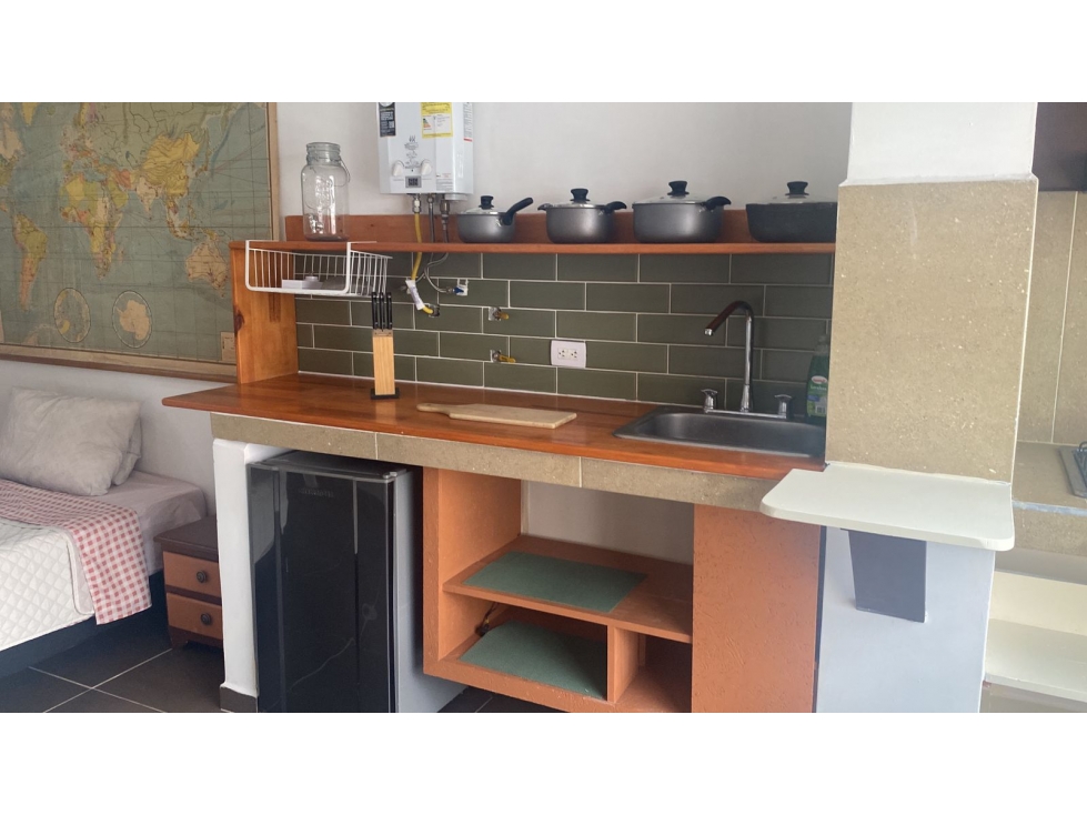 Lote Constructor Laureles 310m² | 12 Pisos de Altura y Media Mixtura — foto 2