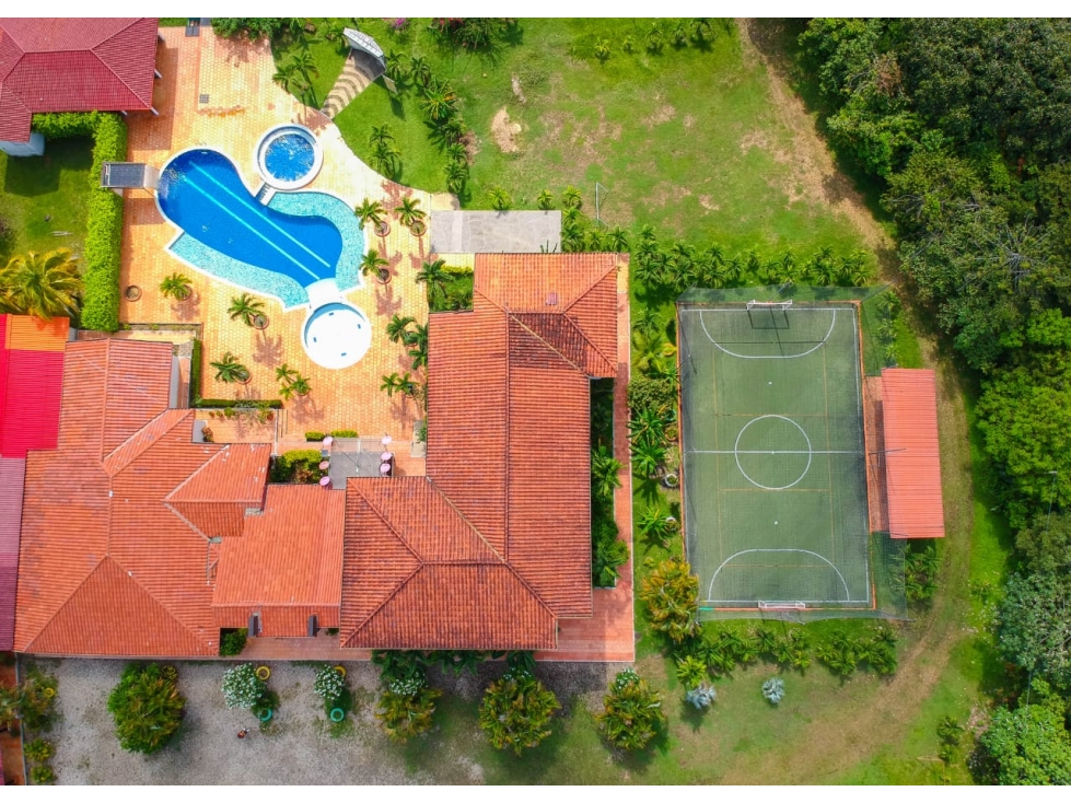 Hotel 30.000m² en Monterrey Casanare 36 Habitaciones, Piscina y Cancha - 2