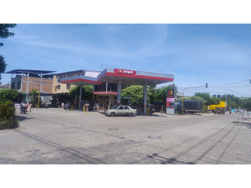 EDS Terpel Puerto Salgar 600m² | Hospedaje 10 Hab y Venta 65.000 GL — foto 2