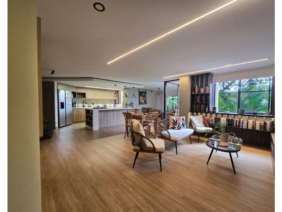 Apto 127m² en El Escobero | Reformado a Cero, Vista y Tipo Club — foto 2