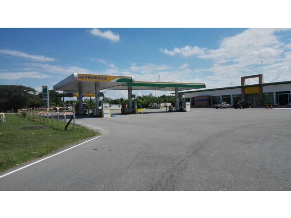 Venta de Estación de Servicios Puerta Blanca Vía Ibagué Bogotá — foto 4