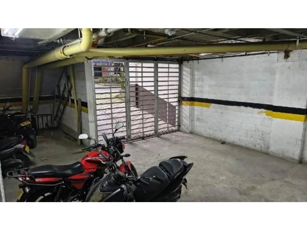 Venta de Edificio de Uso Mixto de 12 pisos Rentando Sector Sabaneta - 3