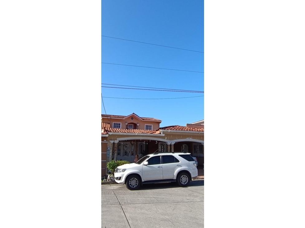 Venta de Casa En Alto de Portales de San judas Tadeo Colon Panamá - 3