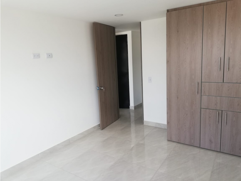 Apto 80m² Santa Isabel | Piso 5, Garaje y Rentando $1.500.000 — foto 3