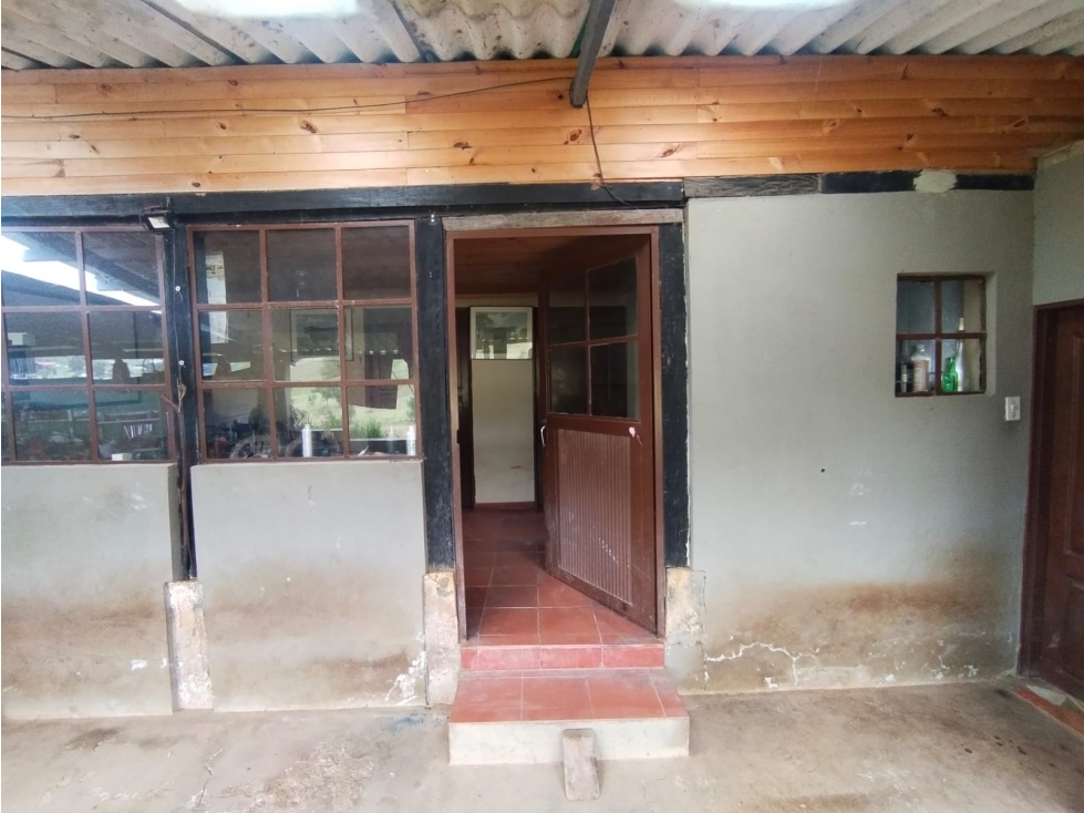 Finca 55 Fanegadas en Chocontá | Con 200 Reses y Puerta Cerrada - 3