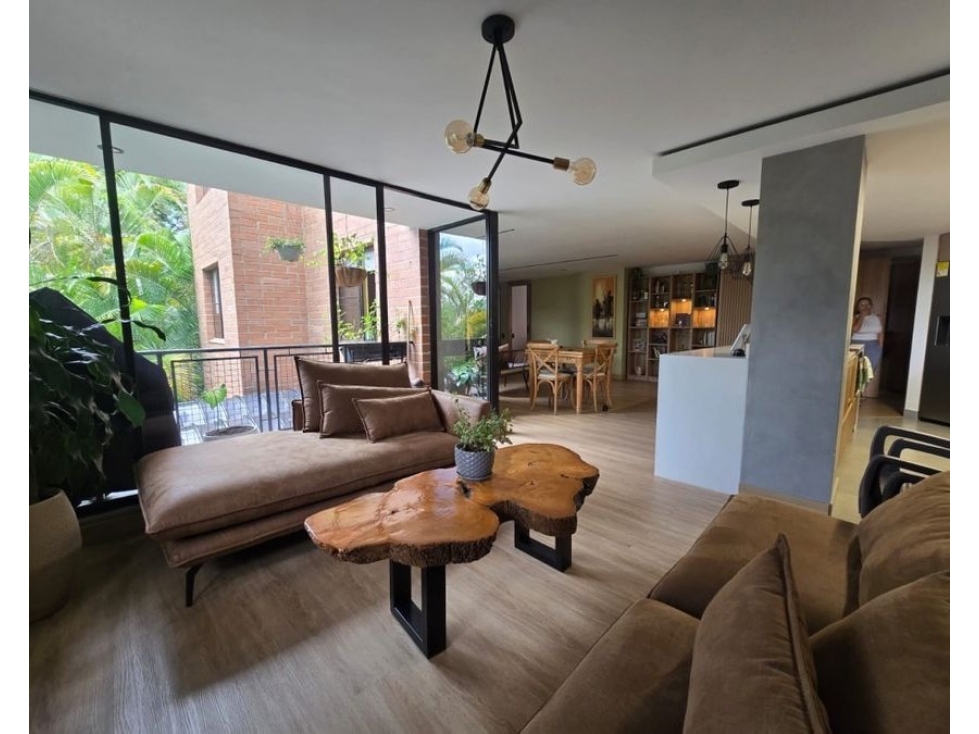 Apto 127m² en El Escobero | Reformado a Cero, Vista y Tipo Club — foto 3