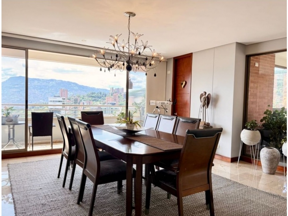 Apto 300m² Poblado Calle 10 | 3 Garajes, Vista y Ascensor Privado — foto 4
