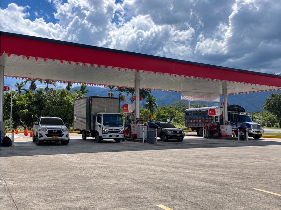 EDS Texaco Meta 5.000m² | Doble Calzada, 24H y Venta 25.000 GL — foto 3