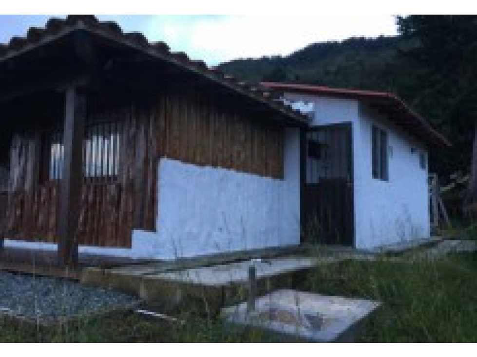 Venta de Cabaña Sector Vereda El Progreso Santa Elena — foto 2