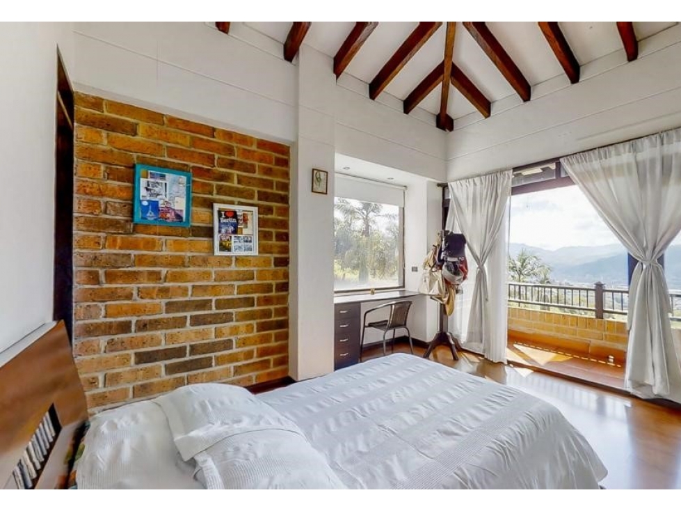 Vencambio Casa Sector El Chingui Envigado — foto 4