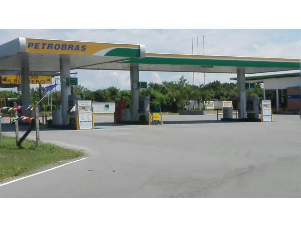 Venta de Estación de Servicios Puerta Blanca Vía Ibagué Bogotá