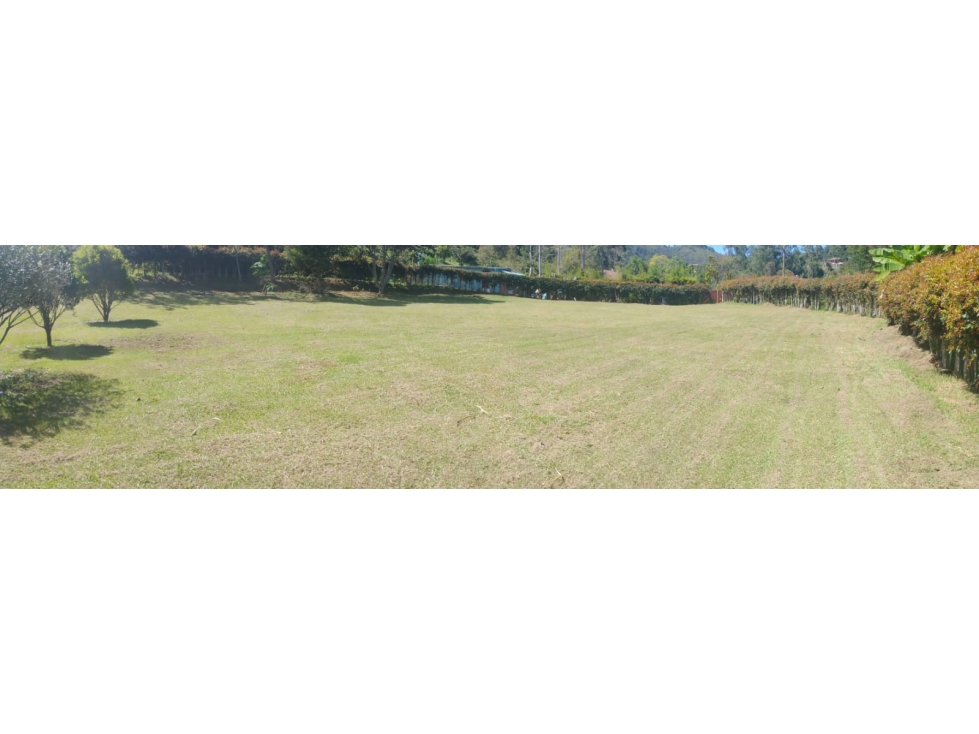 Finca 11.000m² Guarne El Colorado | $1.000M, 50% Plana y Lagos — foto 4