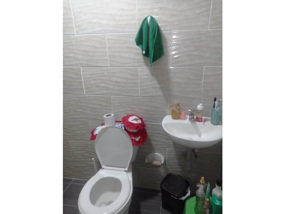 Venta de Casa Sector Barrio la Esperanza Robledo P1 — foto 5