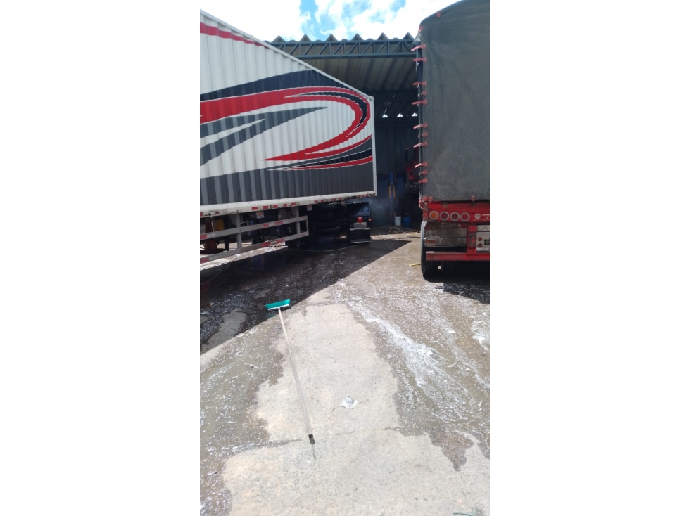 EDS Cajicá 5.145m² | 3 Islas, Gas, 11 Locales Comerciales y Renta — foto 5