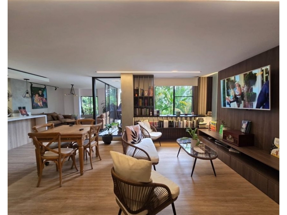 Apto 127m² en El Escobero | Reformado a Cero, Vista y Tipo Club — foto 5